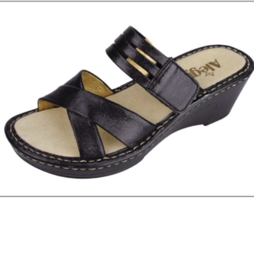 Alegria Leila Black Crackle